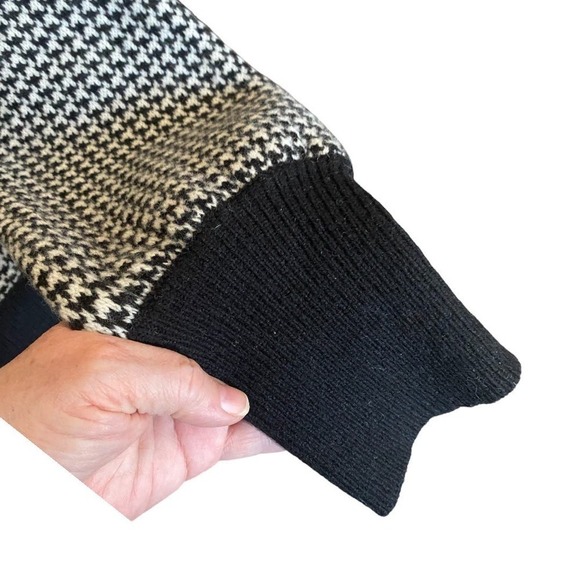 Merino Wool Embroidered Houndstooth Sweater Size L - Picture 5 of 10